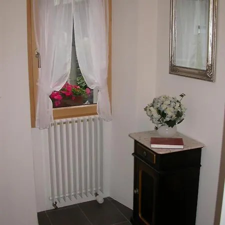 Casa Ai Portici Gordola